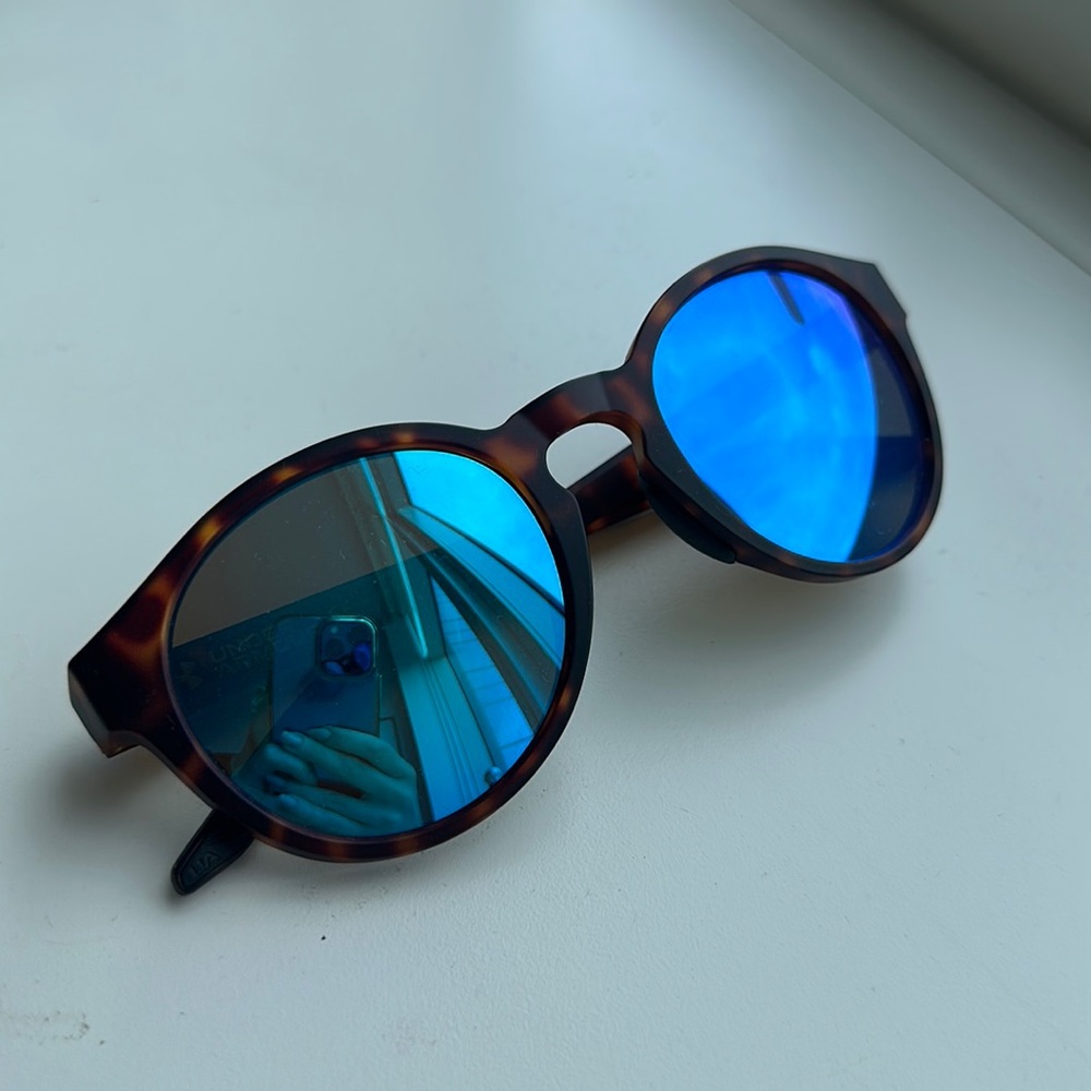 Under Armour Tortoise Shell Round Sunglasses - image 1